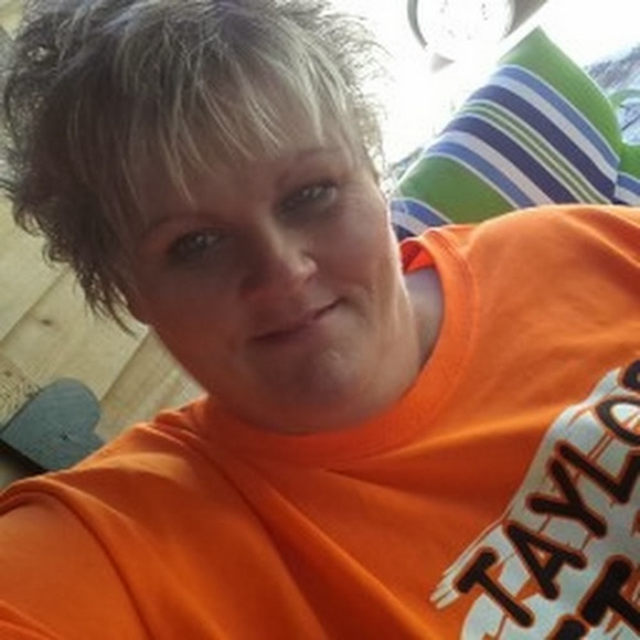 Meet your Posher, Kim - Picture 1 of 1